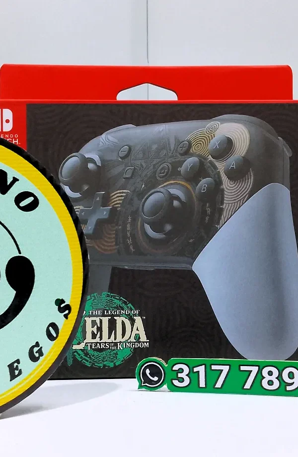 Nintendo Switch Pro Controller - Edición The Legend Of Zelda: Tears Of The Kingdom - Negro/Blanco